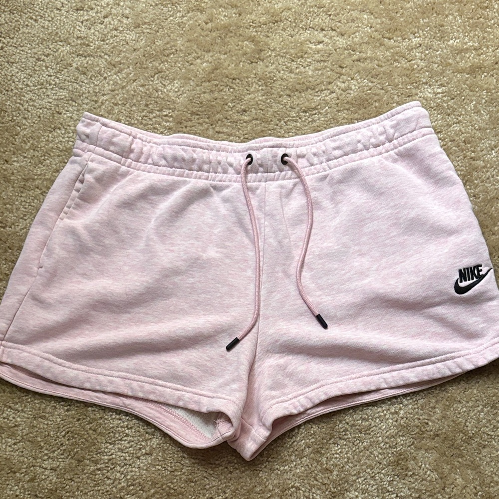 Nike Women's Pink Athletic Leisure relaxed Short NWOT